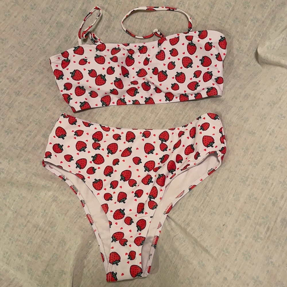 SUPER CUTE TWO PIECE FROM SHEIN